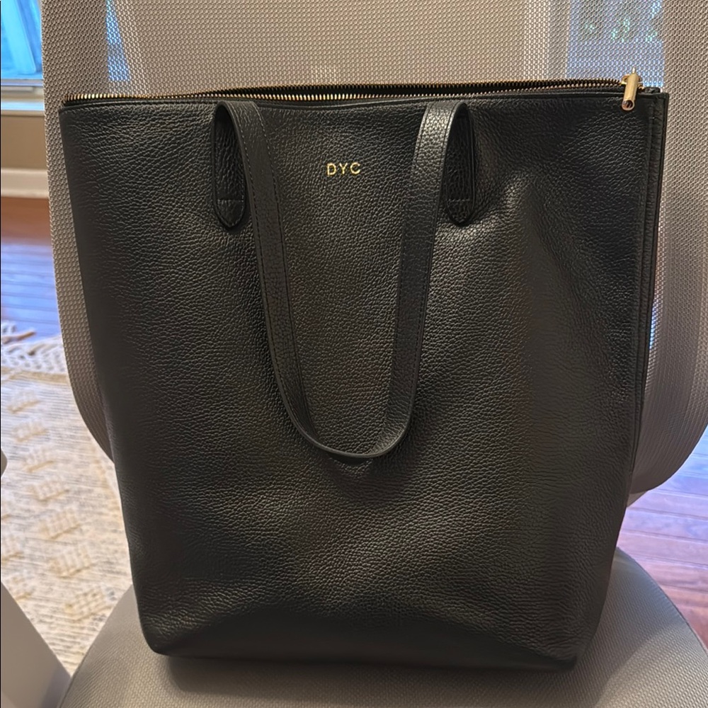 Cuyana Black Leather Tote Bag